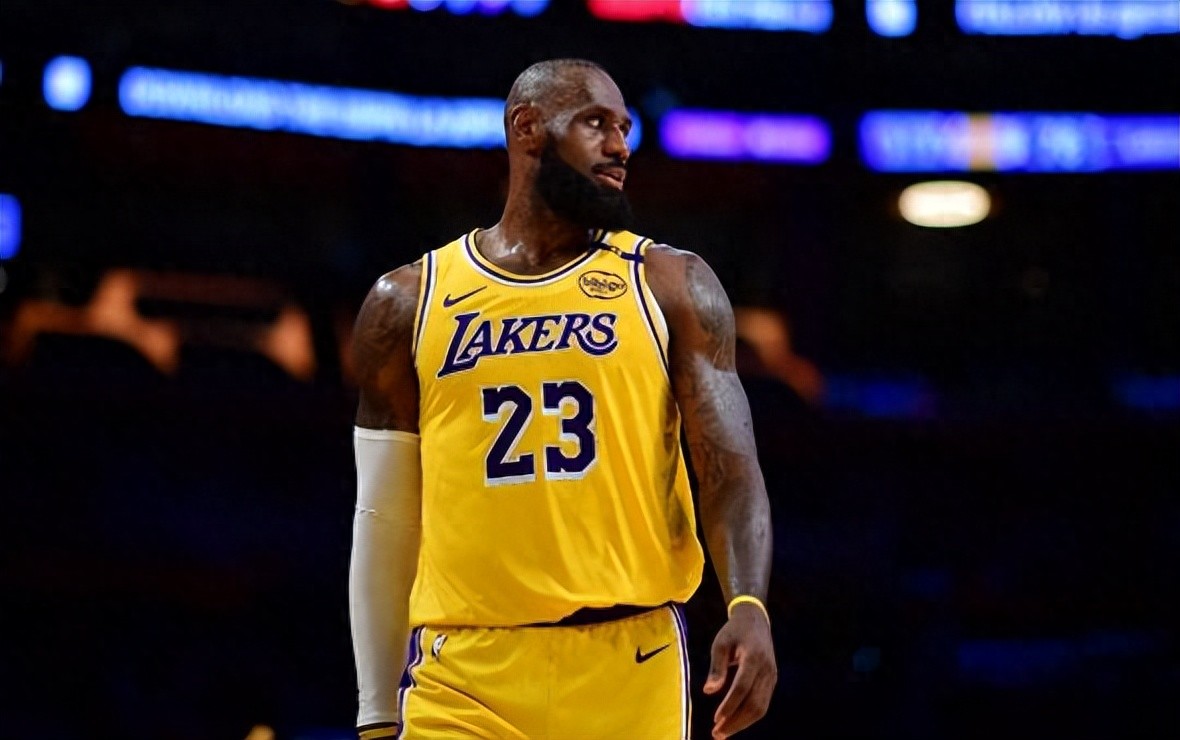 NBA年度最佳剧本！湖人不敌公牛，赛后3个坏消息和2个好消息